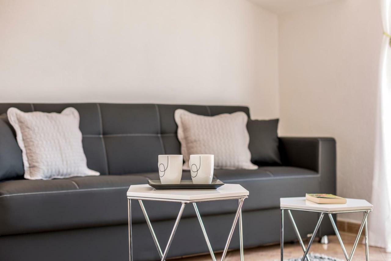 Apartments Ivka Bol Bagian luar foto