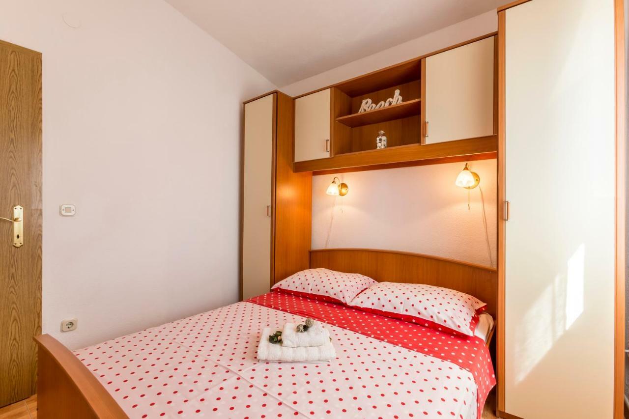 Apartments Ivka Bol Bagian luar foto